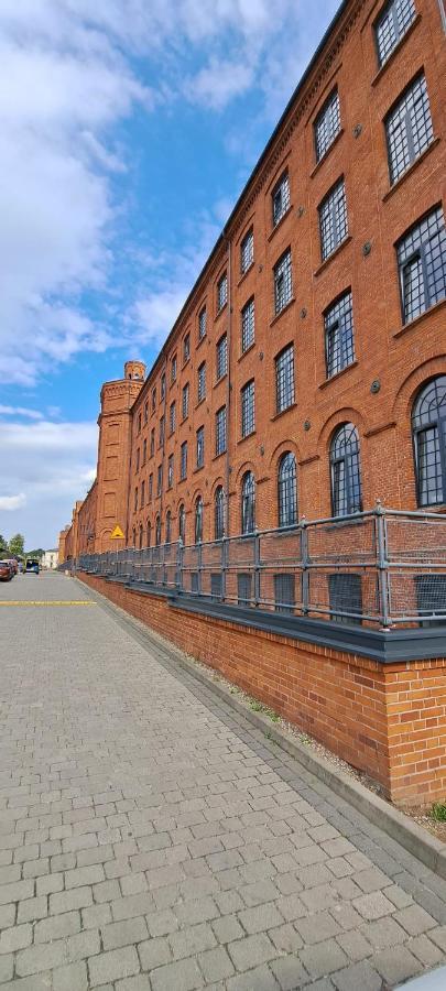 Loft Apartment " Amadeus " Tymienieckiego 25D Łódź Eksteriør billede